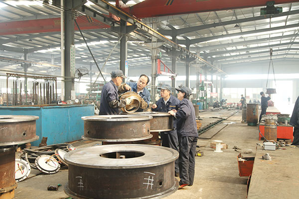 大型液壓機(jī)